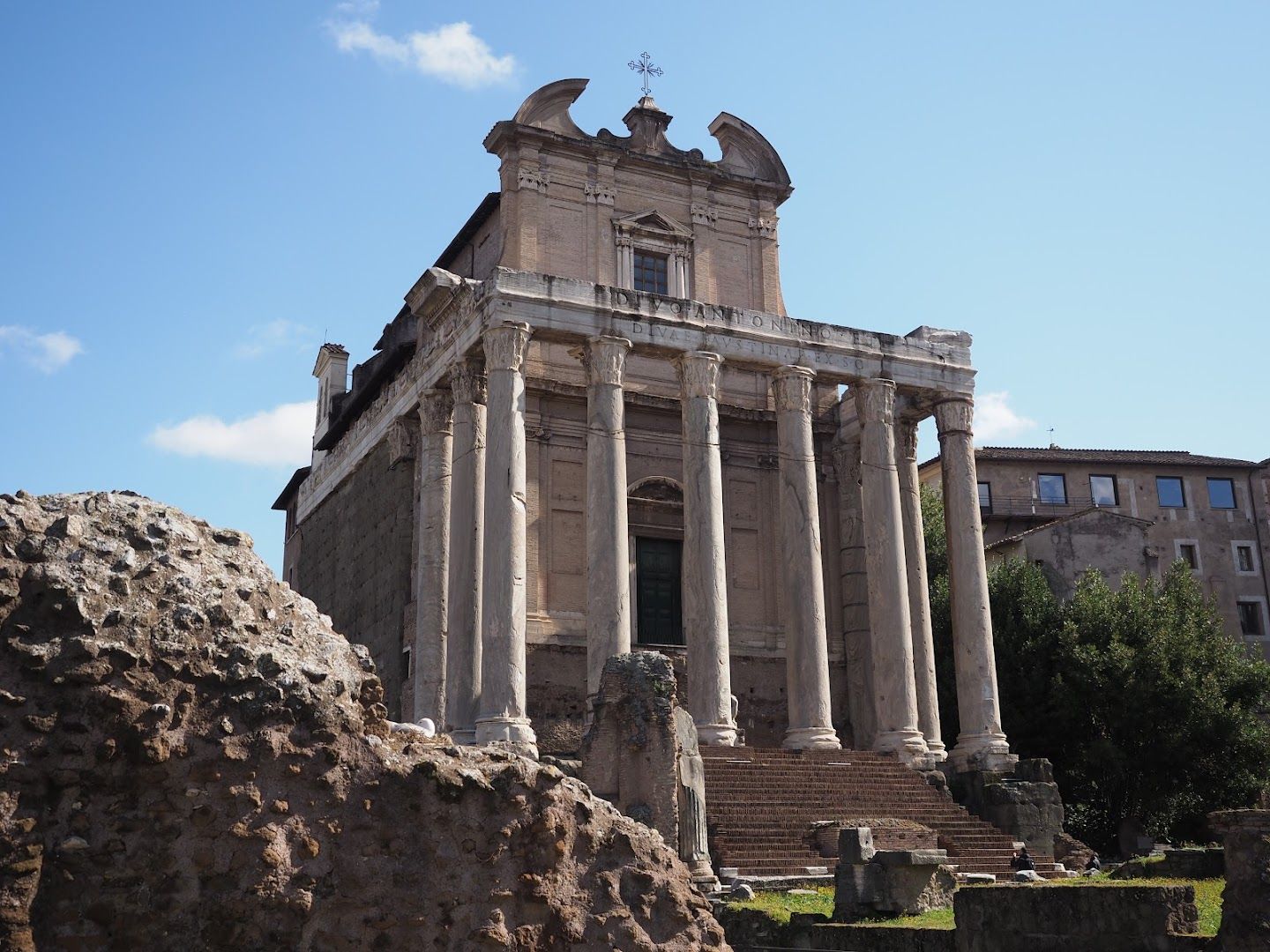 Uncover Rome's Ancient Wonders: In-App Audio Tour book in Rome for 10.