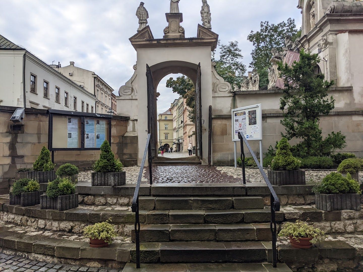 Krakow's Timeless Echo: Schindler's Factory & Ghetto Walk