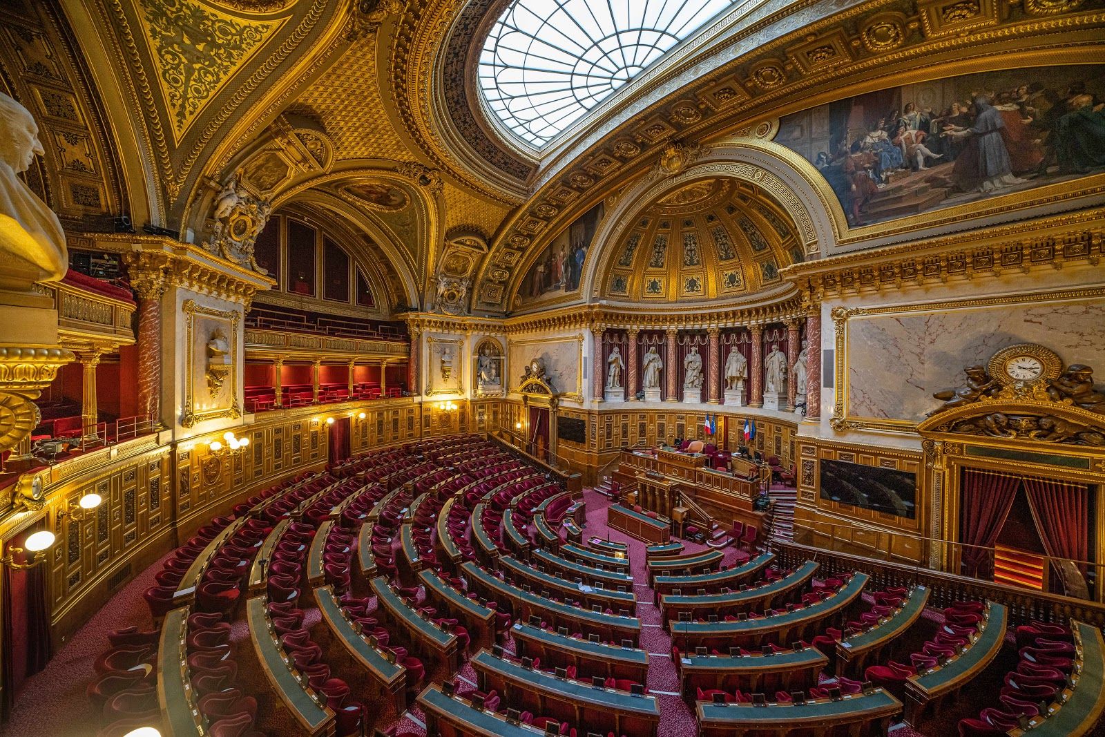 Uncover Secrets with the Luxembourg Gardens In-App Audio Tour book in