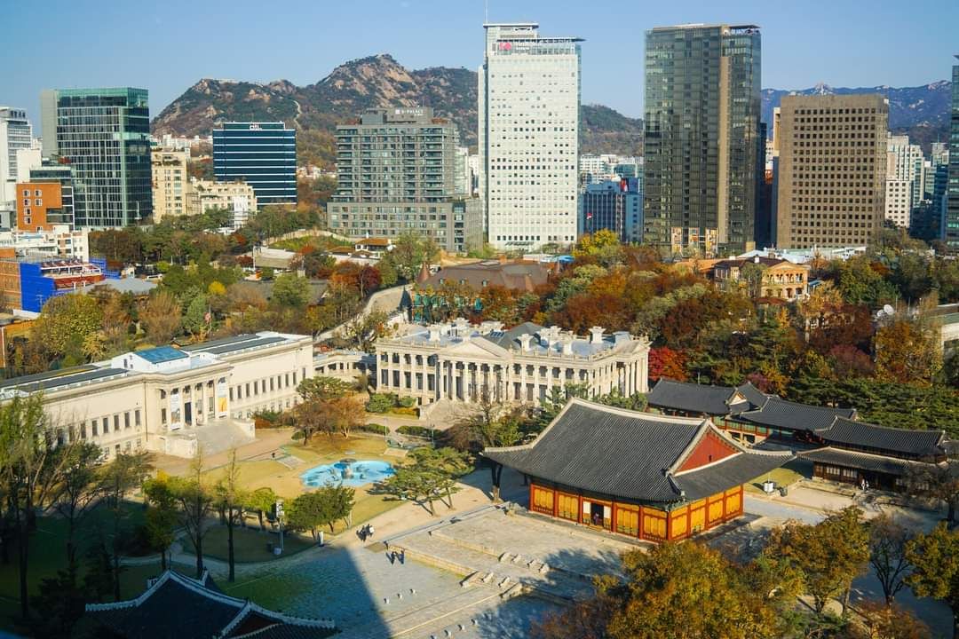 Seoul: From Deoksugung Palace to Gwanghwamun Square episode artwork