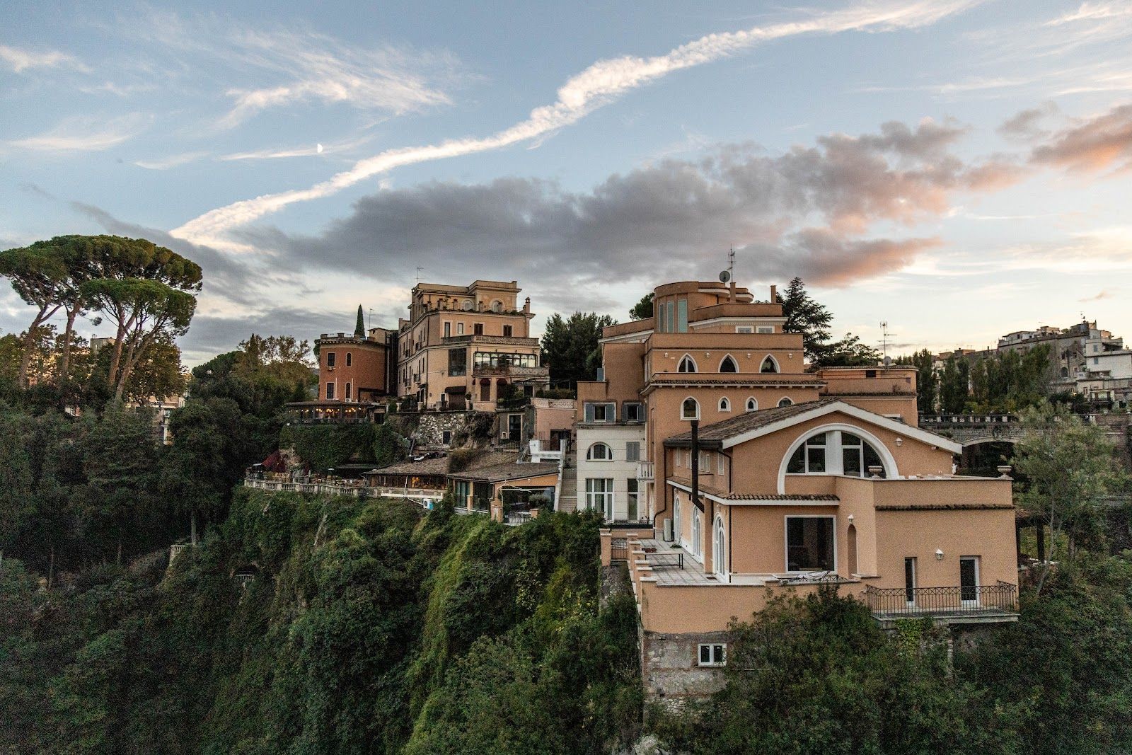 Uncover Tivoli's Secrets: In-App Audio Tour - Photo 6