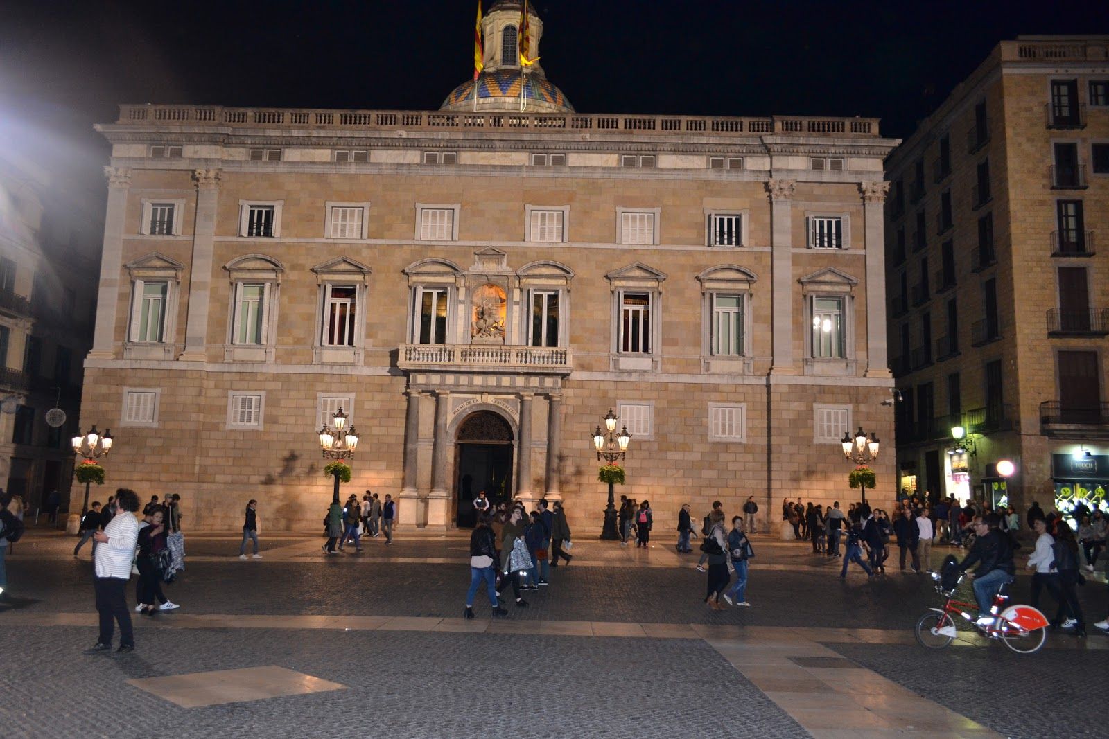 Discover Barcelona’s Gothic Tales: A Self-Guided Audio Tour