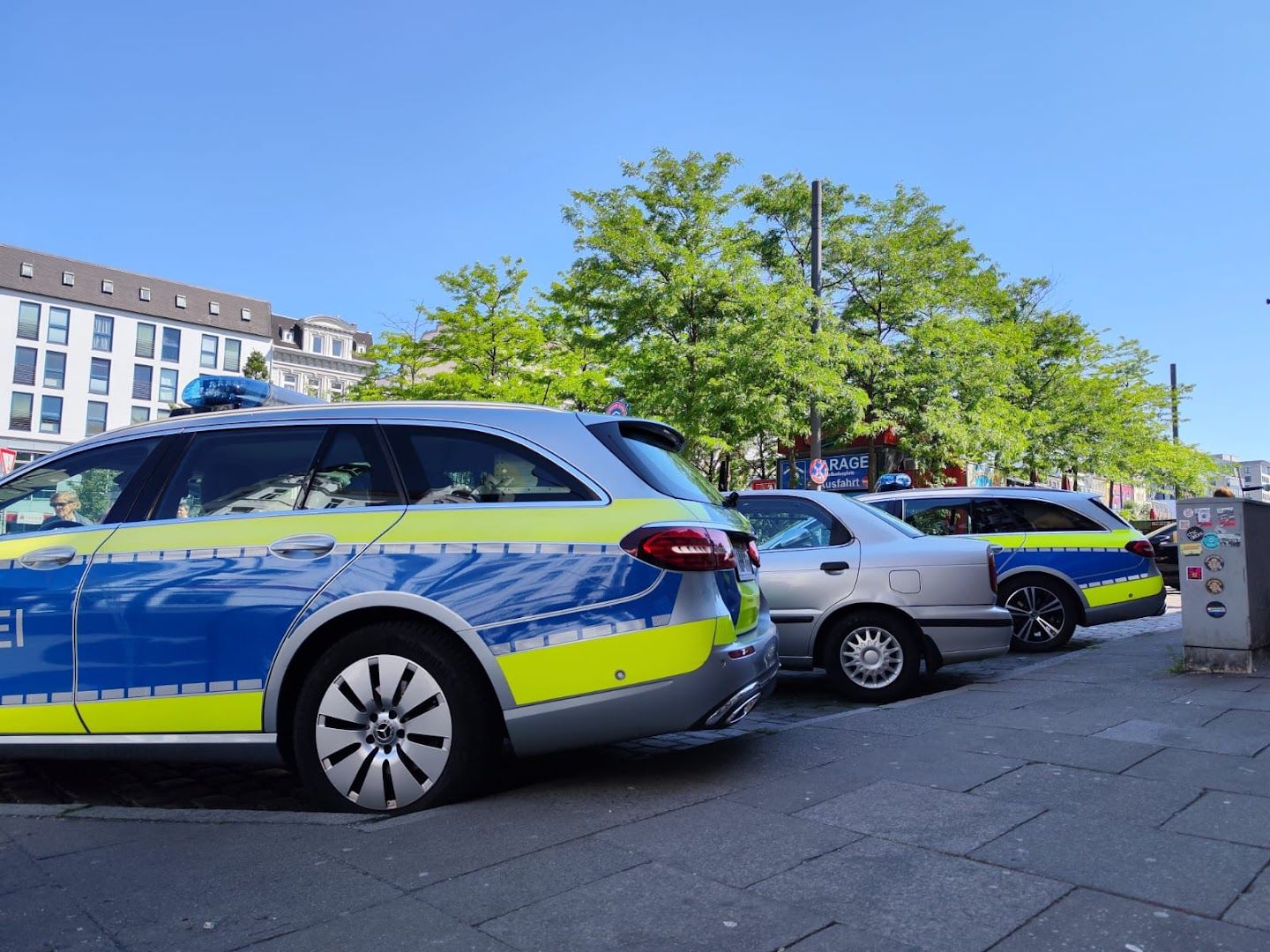 Uncover Sinful Hamburg: Self-Guided Audio Tour of Reeperbahn - Photo 4