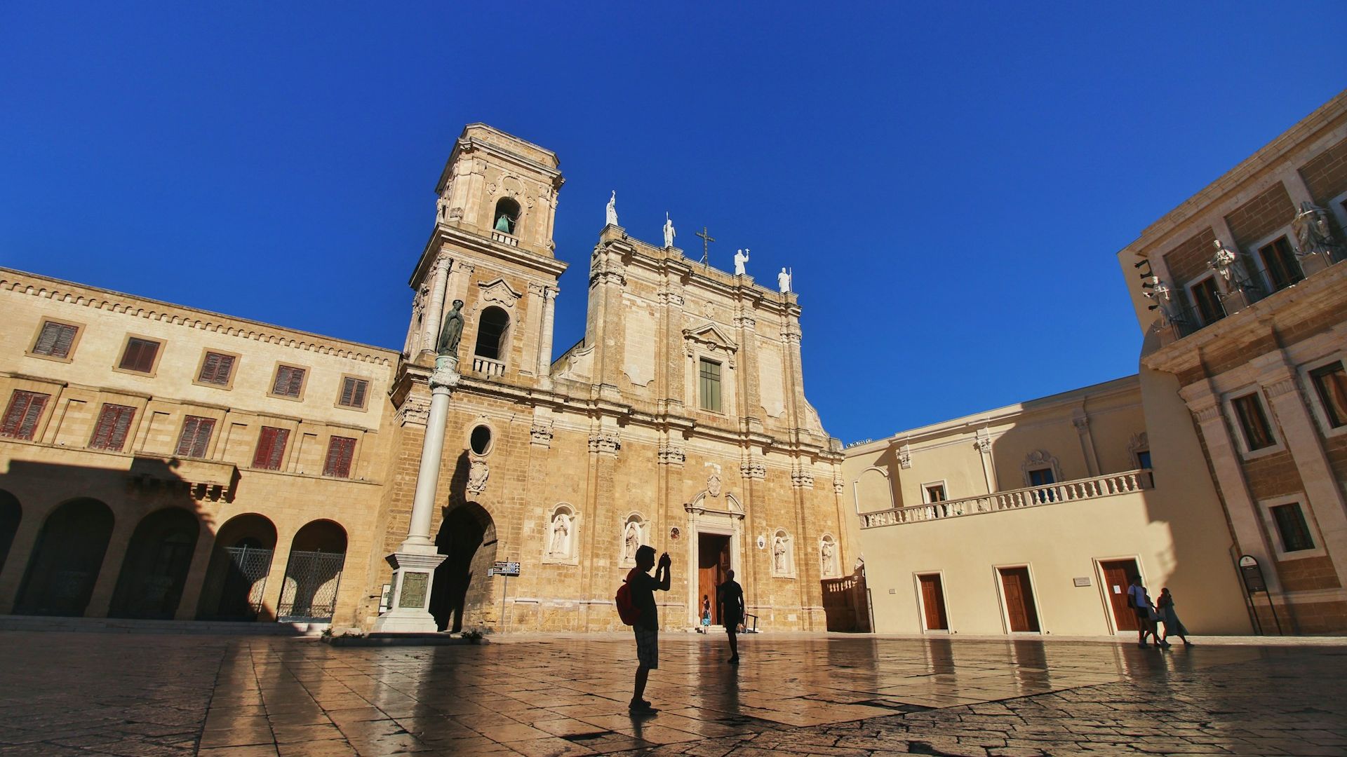 Brindisi: Time-Traveler's Audio Tour
